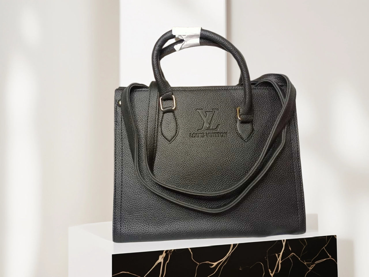 Louis Vuitton Black Luxury Handbag – Premium Elegance for the Modern Pakistani Woman