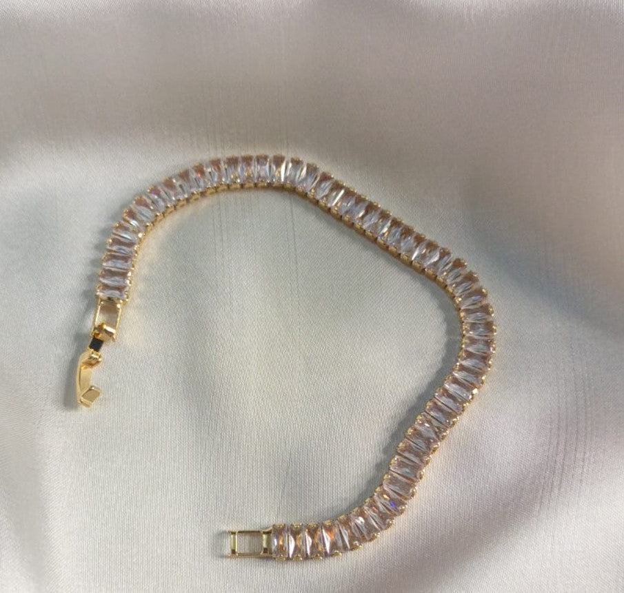 Elegant Gold-Plated Tennis Bracelet with Crystal Accents